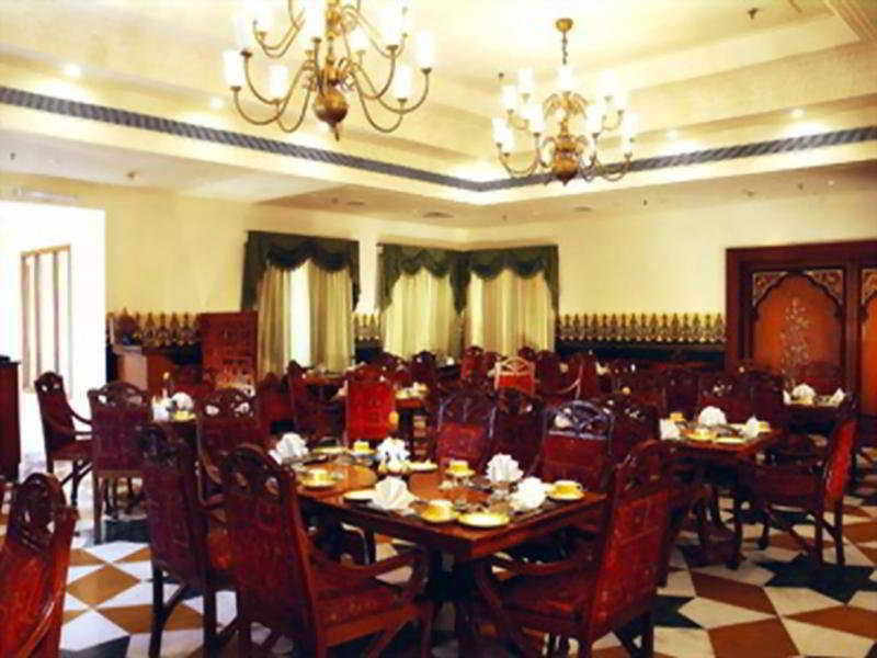 The Ummed Jodhpur Palace Resort & Spa Restoran fotoğraf